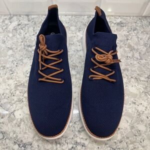 NEW MEN'S DARK BLUE NAVY PULL ON WHITE SOLE SOLED SHOES SIZE 15 EU 39